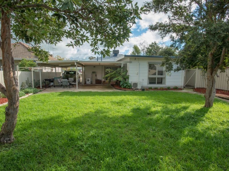 9 Tomkins Parade, Benalla VIC 3672
