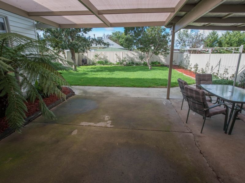 9 Tomkins Parade, Benalla VIC 3672
