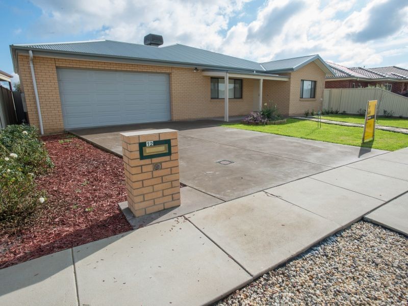 12 Ironbark Drive, Benalla VIC 3672