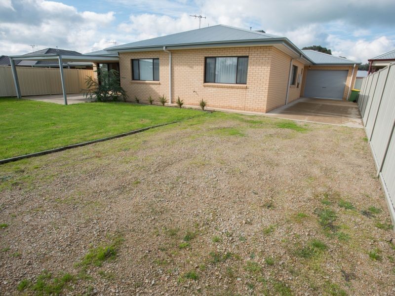 12 Ironbark Drive, Benalla VIC 3672