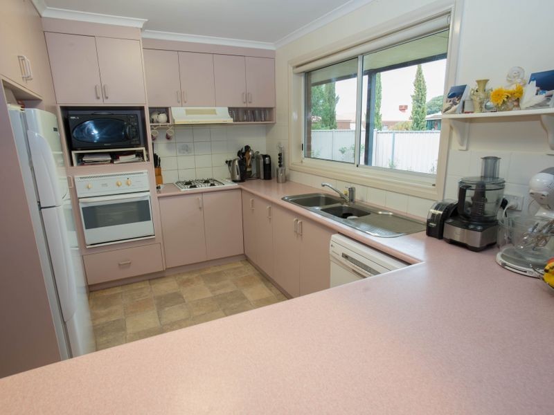 6 Park Place, Benalla VIC 3672