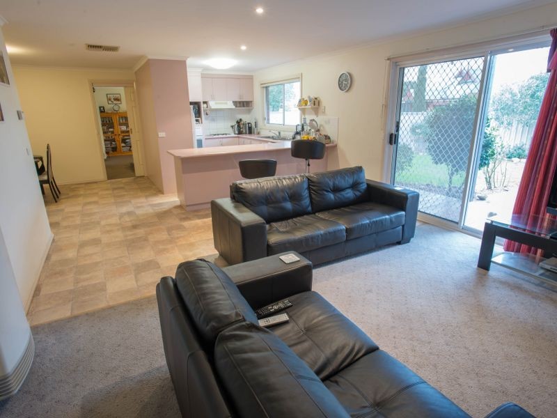 6 Park Place, Benalla VIC 3672