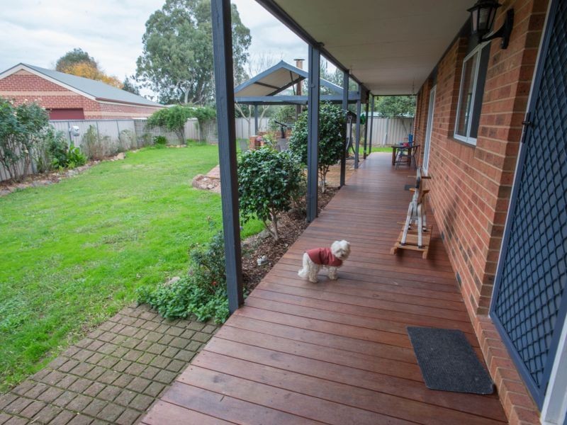 6 Park Place, Benalla VIC 3672