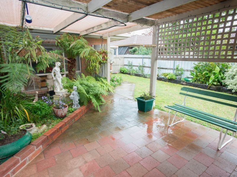 4 Diplomat Crt, Benalla VIC 3672