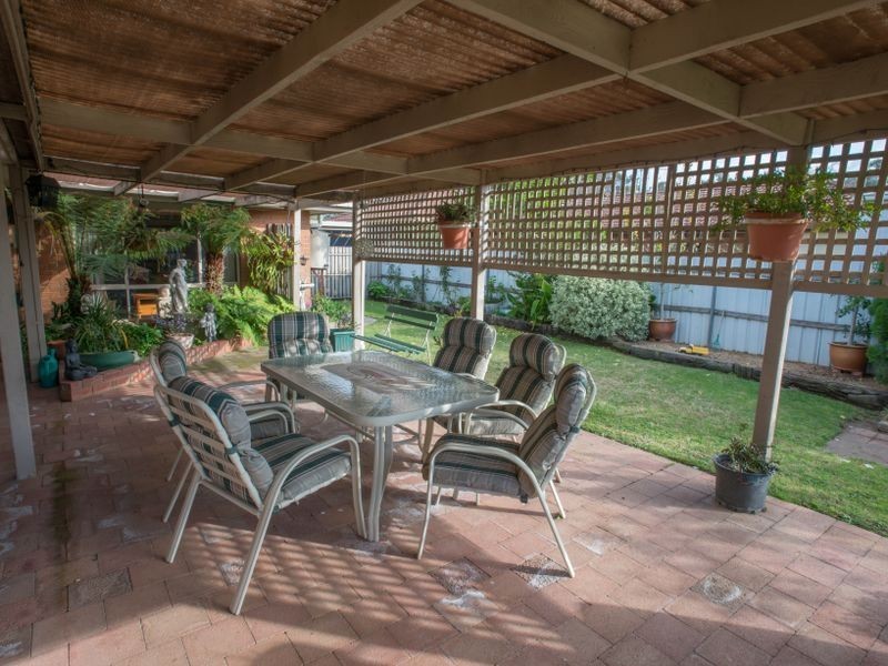 4 Diplomat Crt, Benalla VIC 3672