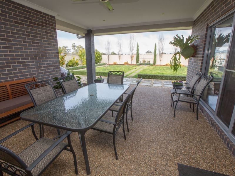 10 Amber Avenue, Benalla VIC 3672