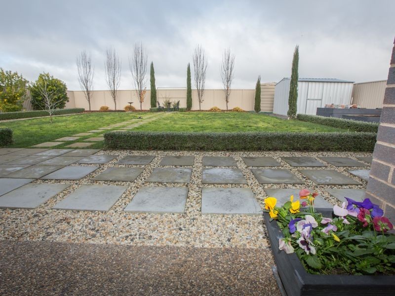 10 Amber Avenue, Benalla VIC 3672