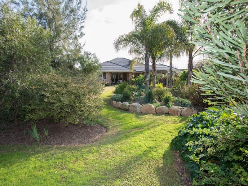 67 Oliver Road, Benalla VIC 3672