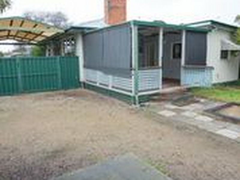 23 Meadows Avenue, Benalla VIC 3672