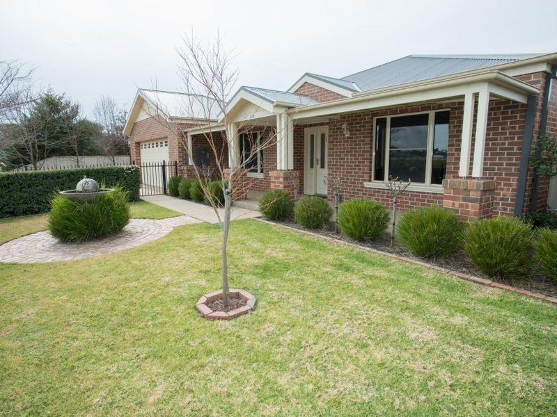 19 Olivers Road, Benalla VIC 3672