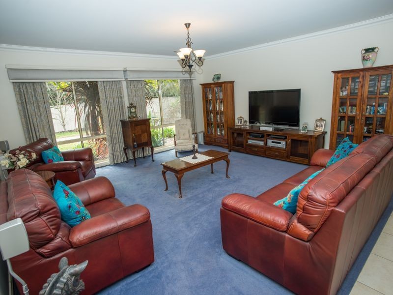 19 Olivers Road, Benalla VIC 3672