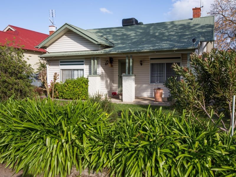 48 Benalla Street, Benalla VIC 3672