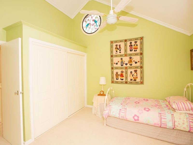 24 South St, Benalla VIC 3672