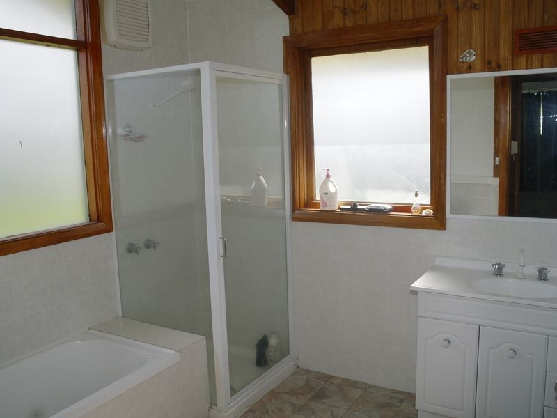 9 Gillies Street, Benalla VIC 3672