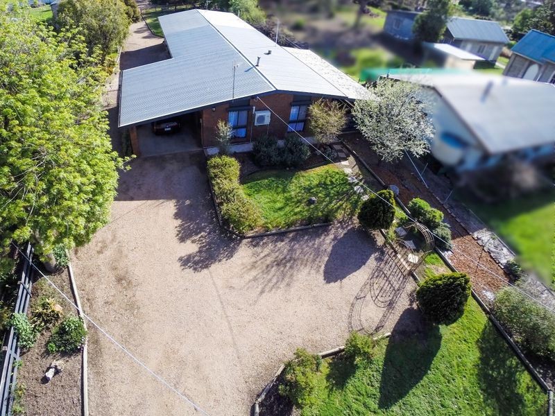 93 Halls Road, Goorambat VIC 3725