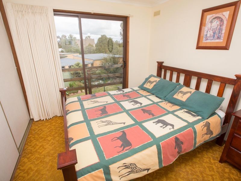 18 Warana Court, Benalla VIC 3672