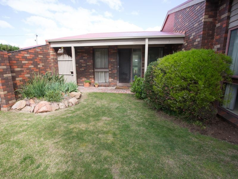 18 Warana Court, Benalla VIC 3672