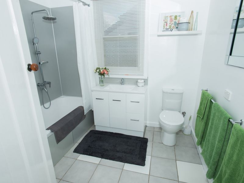 12 Meadows Avenue, Benalla VIC 3672