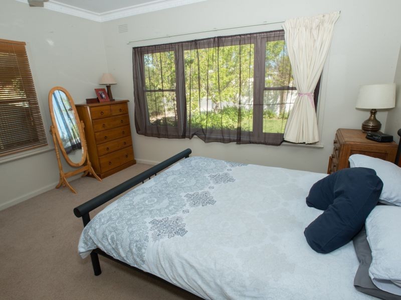 80 Waller St, Benalla VIC 3672