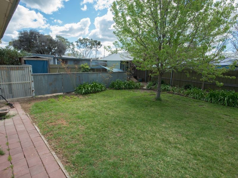 80 Waller St, Benalla VIC 3672