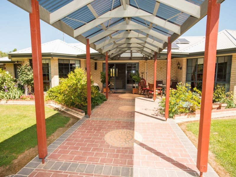 81 Hairs Lane, Benalla VIC 3672