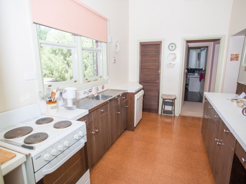 22 Benson Street, Benalla VIC 3672