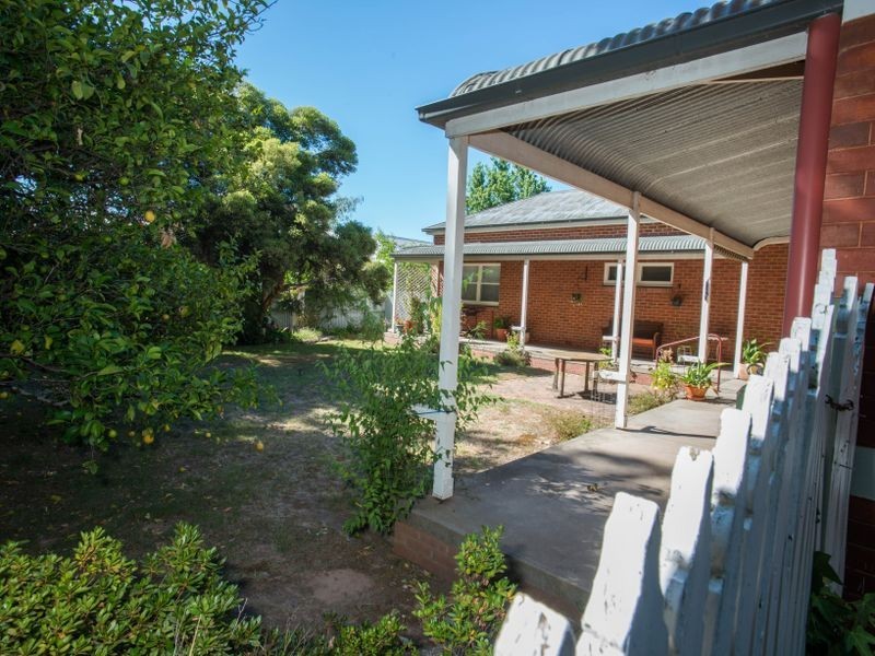 22 Benson Street, Benalla VIC 3672