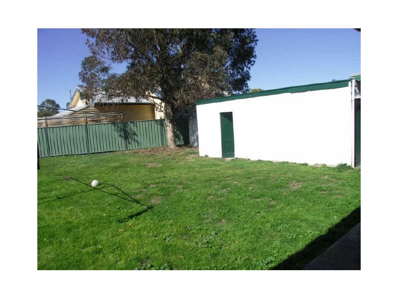 35 Clarke Street, Benalla VIC 3672