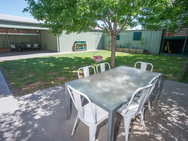 32 Goomalibee Street, Benalla VIC 3672