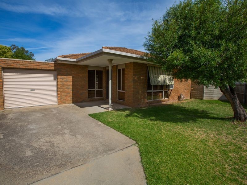 2/10 Ledger Court, Benalla VIC 3672