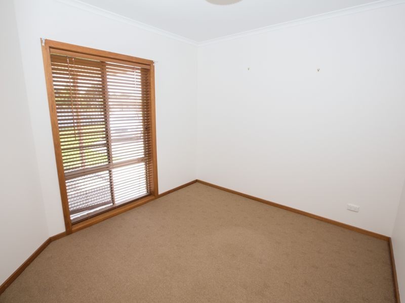 2/10 Ledger Court, Benalla VIC 3672