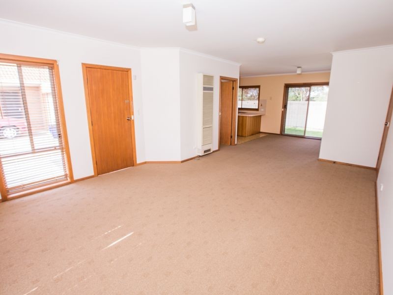 2/10 Ledger Court, Benalla VIC 3672