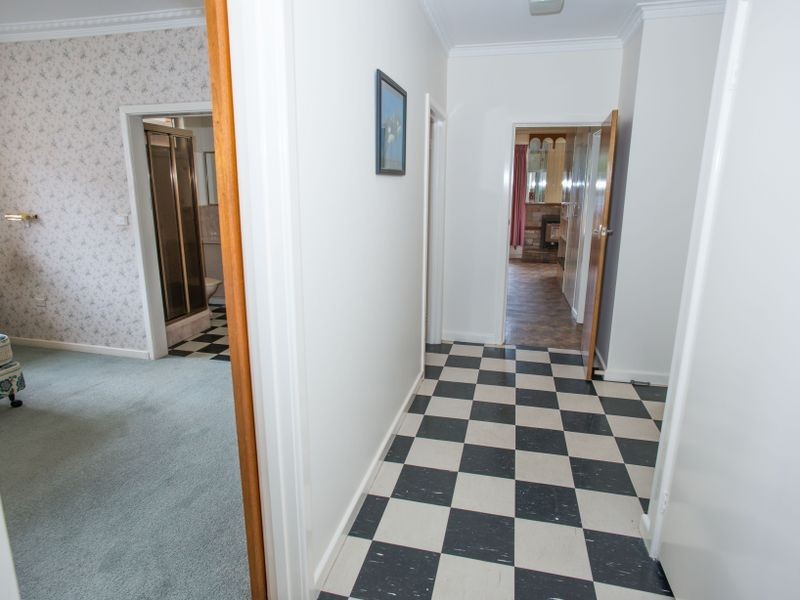 54 Goomalibee, Benalla VIC 3672