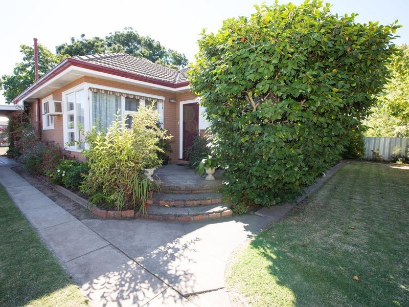 10 Charles Street, Benalla VIC 3672