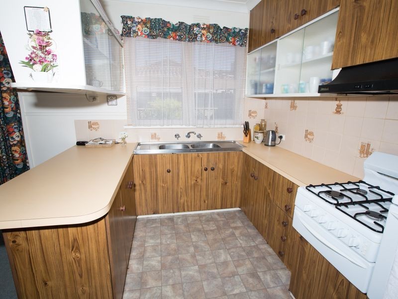 10 Charles Street, Benalla VIC 3672