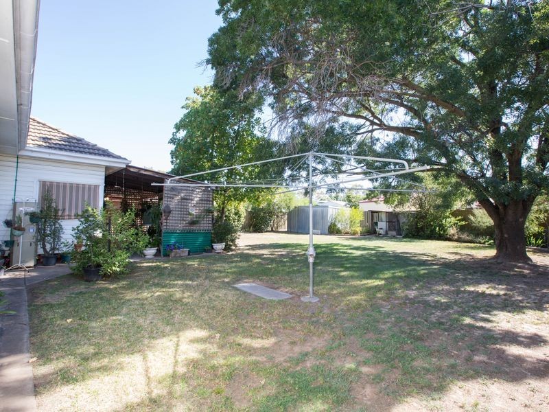 10 Charles Street, Benalla VIC 3672