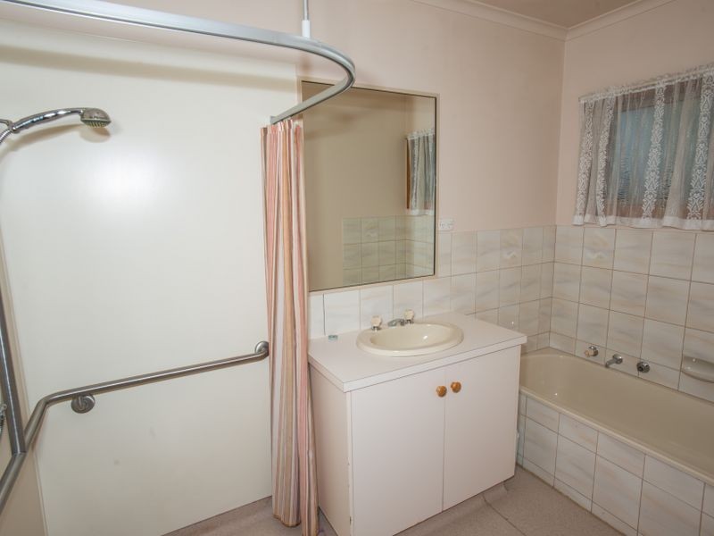 2 / 115 Clarke Street, Benalla VIC 3672