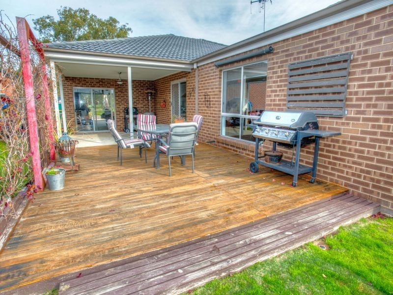 3 Alexander Gray Lane, Benalla VIC 3672