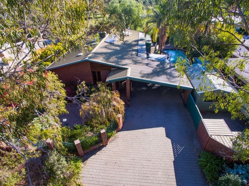 24 McConnan Street, Benalla VIC 3672