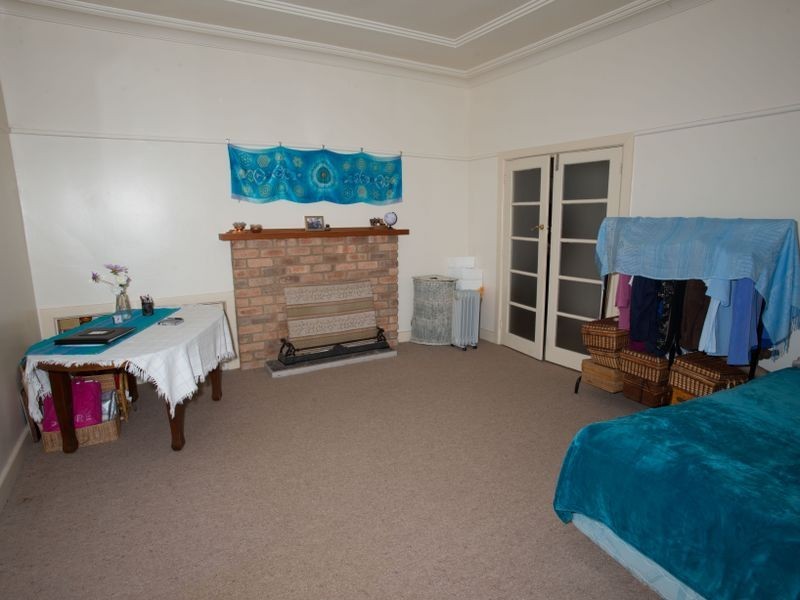 11 Salisbury, Benalla VIC 3672