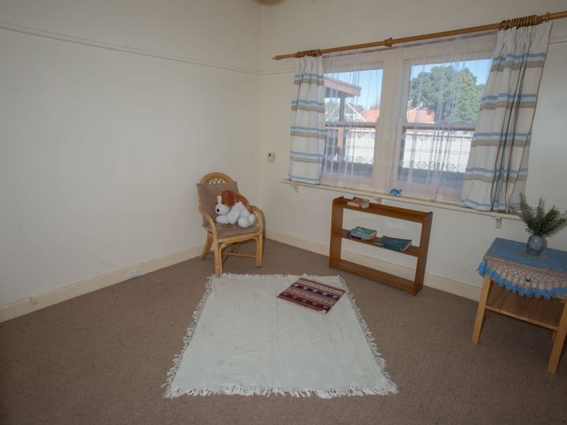 11 Salisbury, Benalla VIC 3672