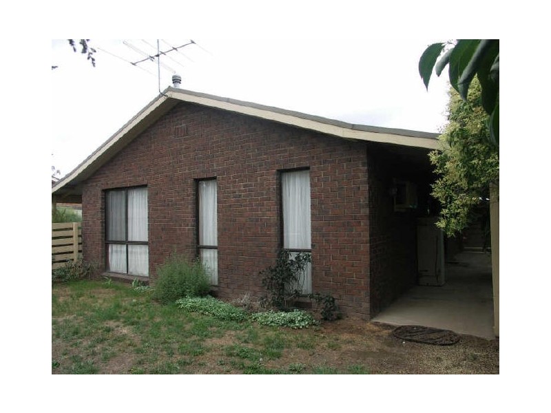 1/144 Waller Street, Benalla VIC 3672