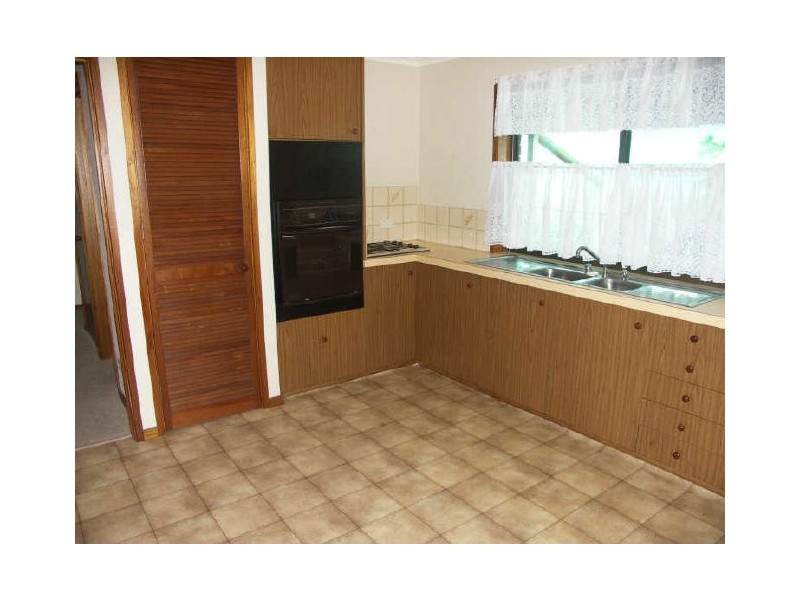 1/144 Waller Street, Benalla VIC 3672