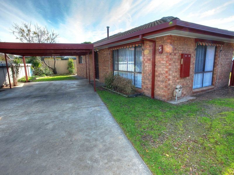 5 Mathieson Court, Benalla VIC 3672