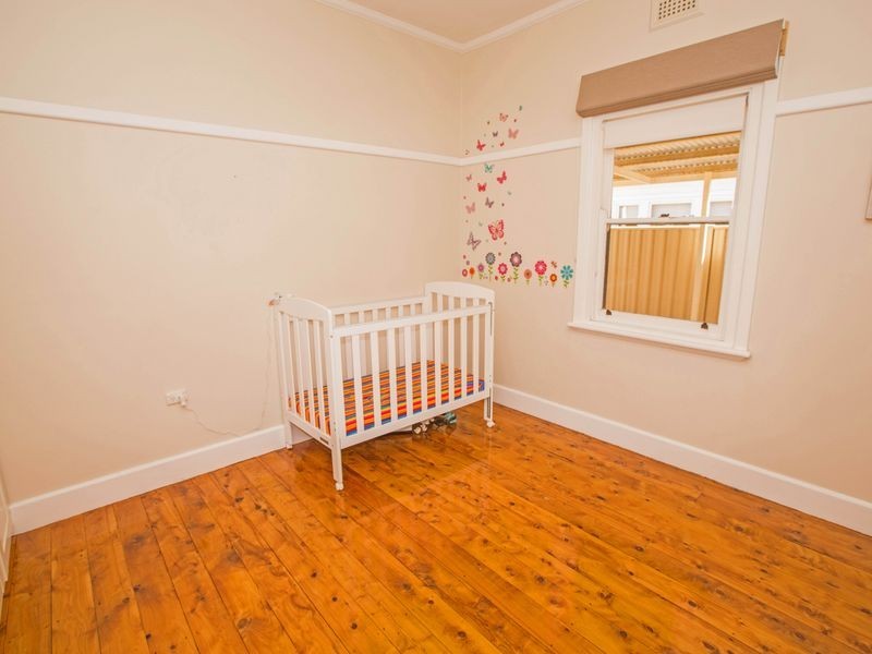 24 Goomalibee Street, Benalla VIC 3672