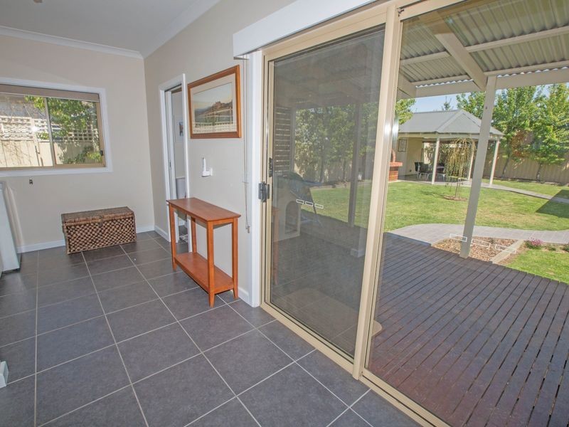 24 Goomalibee Street, Benalla VIC 3672