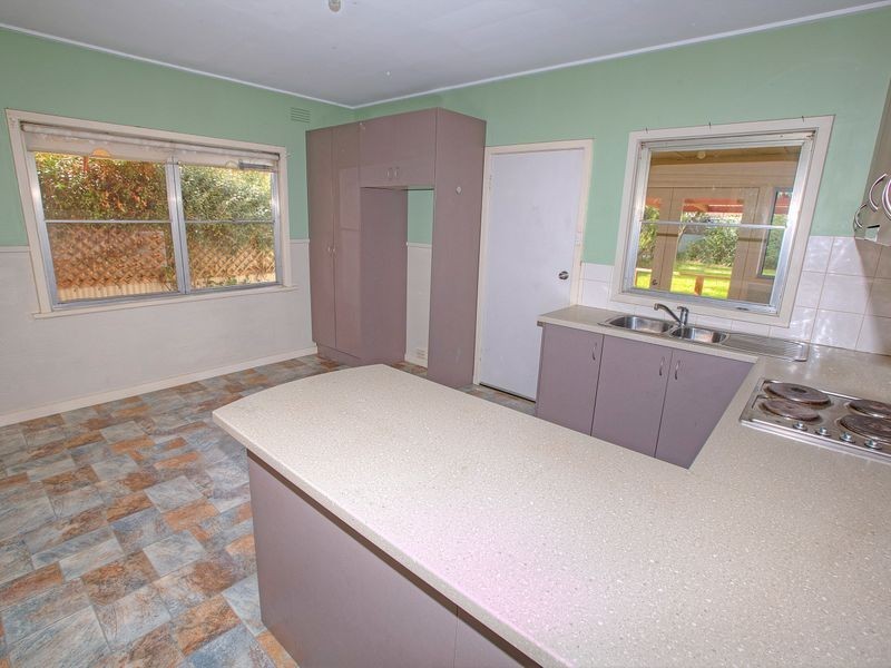 9 Swanlea Avenue, Benalla VIC 3672