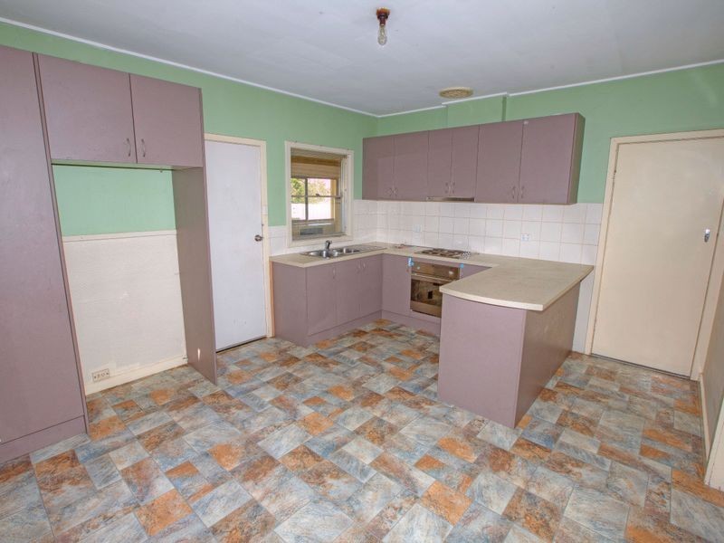 9 Swanlea Avenue, Benalla VIC 3672