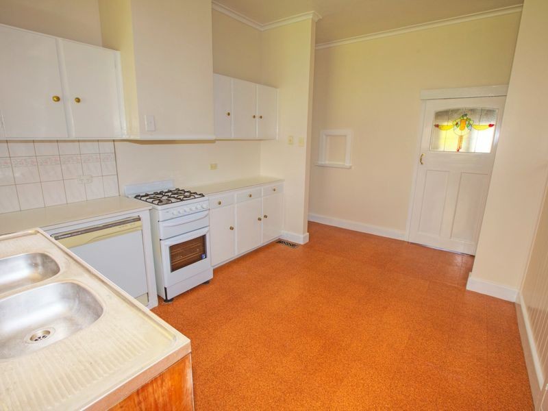 10 Deas Street, Benalla VIC 3672