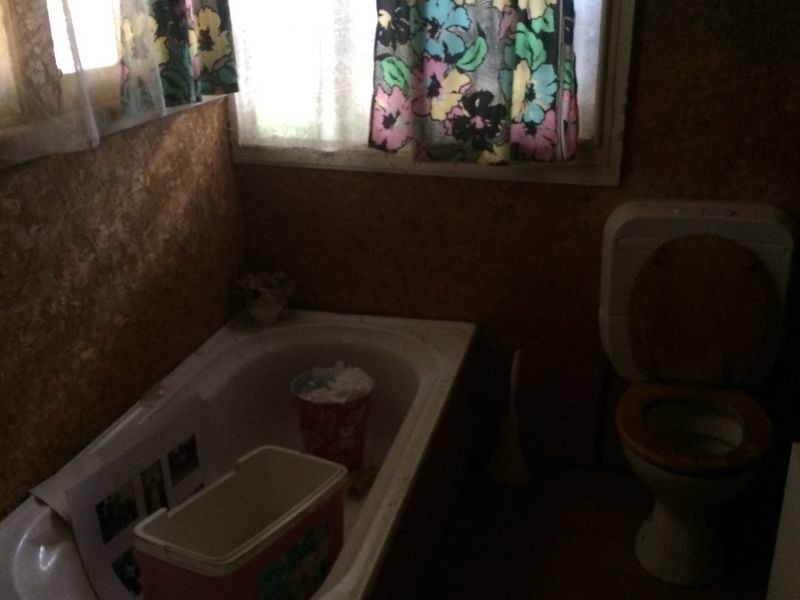 10 Holmes Road Lake Rowan, Benalla VIC 3672